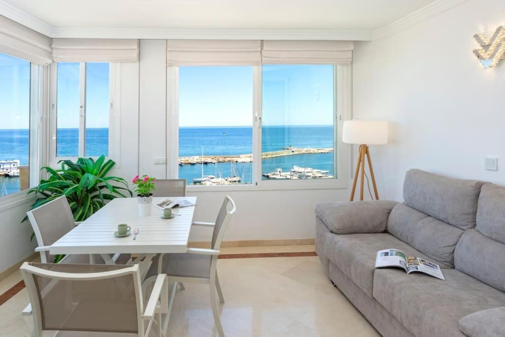 Estepona Luxury Seafront Penthouse With Parking 外观 照片
