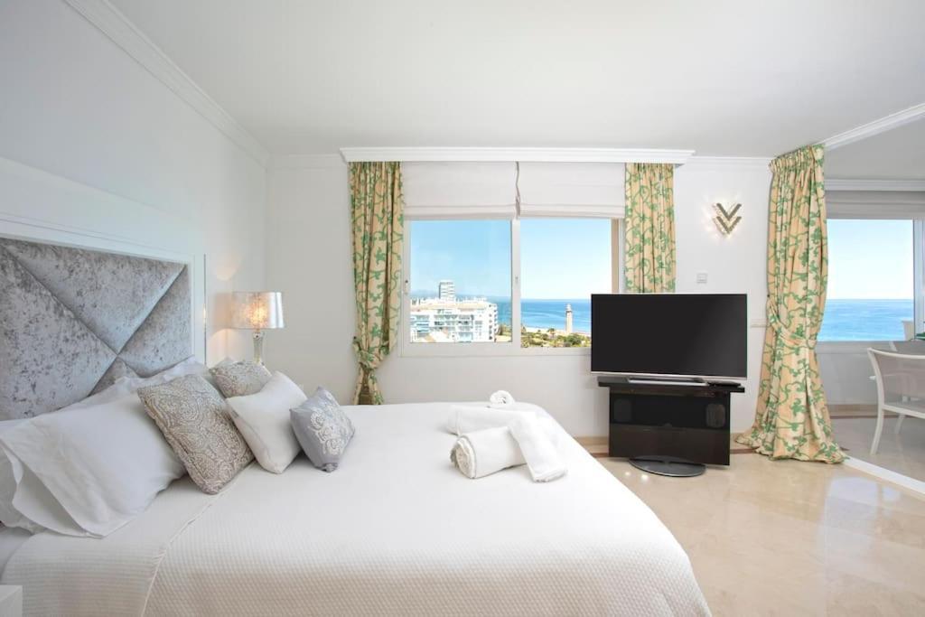 Estepona Luxury Seafront Penthouse With Parking 外观 照片