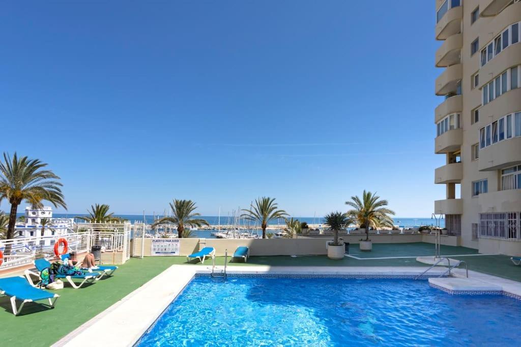 Estepona Luxury Seafront Penthouse With Parking 外观 照片