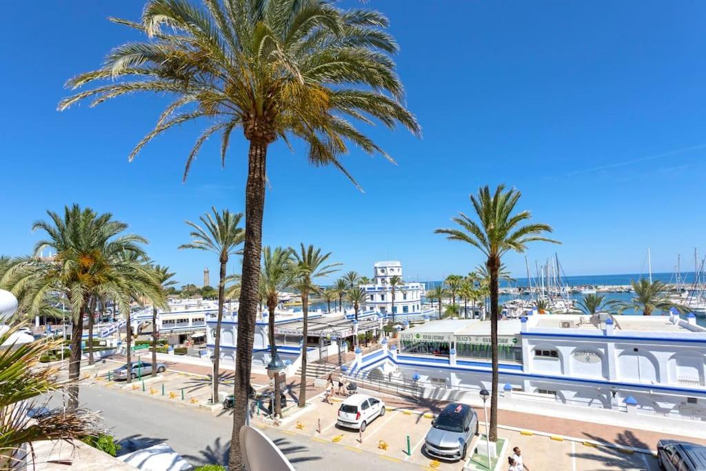 Estepona Luxury Seafront Penthouse With Parking 外观 照片